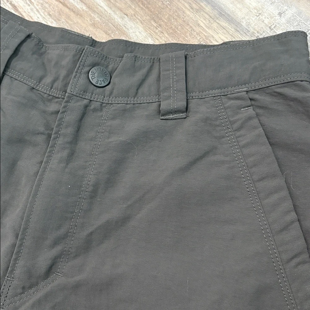 The North Face Gray Shorts Size 30